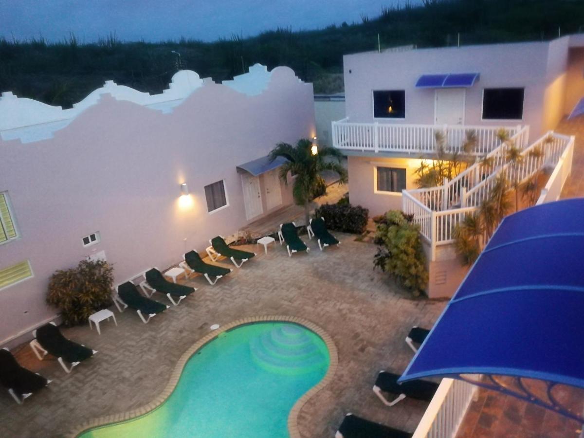 Agua Clara Eco Suites Oranjestad Exterior photo