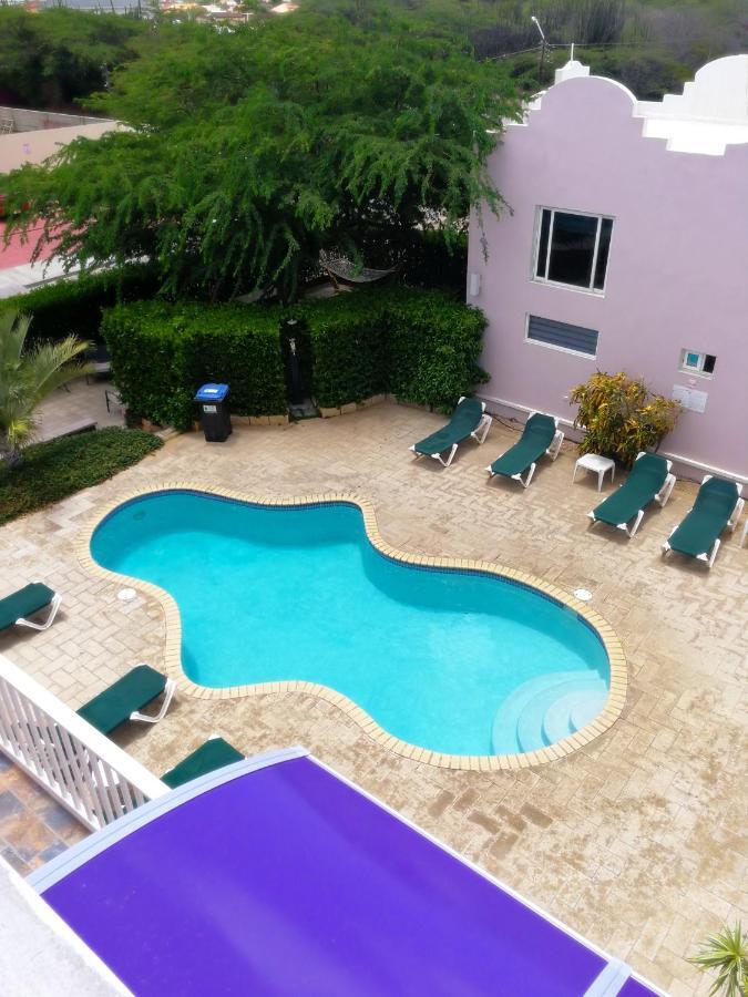 Agua Clara Eco Suites Oranjestad Exterior photo